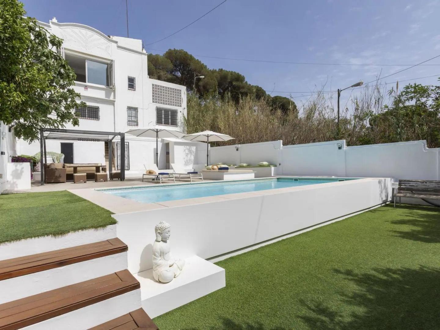 Casa Canyet Con Piscina A Un Paso De Barcelona Y La Playa บาดาโลนา ภายนอก รูปภาพ